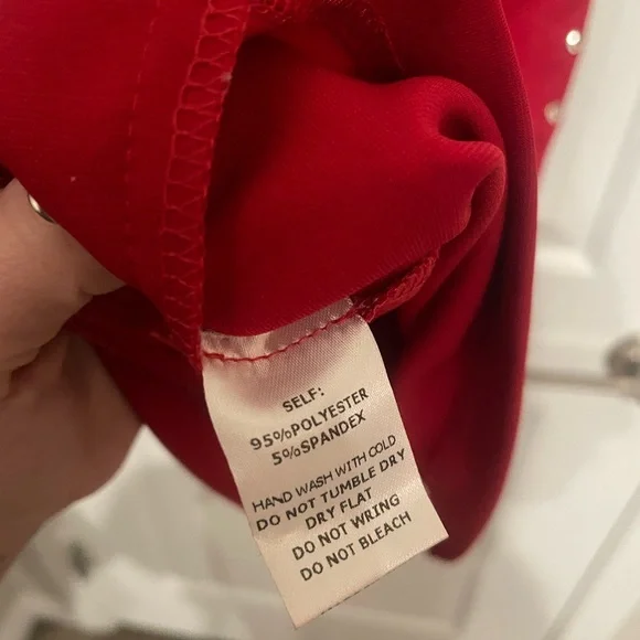 Kaylee kollection red dress with slits and jewels down both sides size medium - Picture 7 of 8